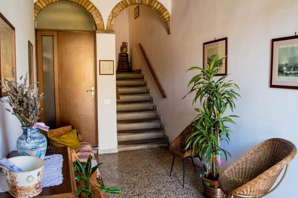 Casa Ricciardi Appartement Chianni Buitenkant foto