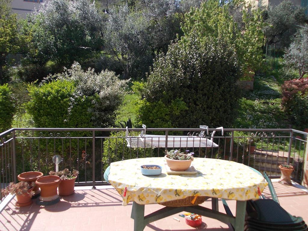Casa Ricciardi Appartement Chianni Buitenkant foto
