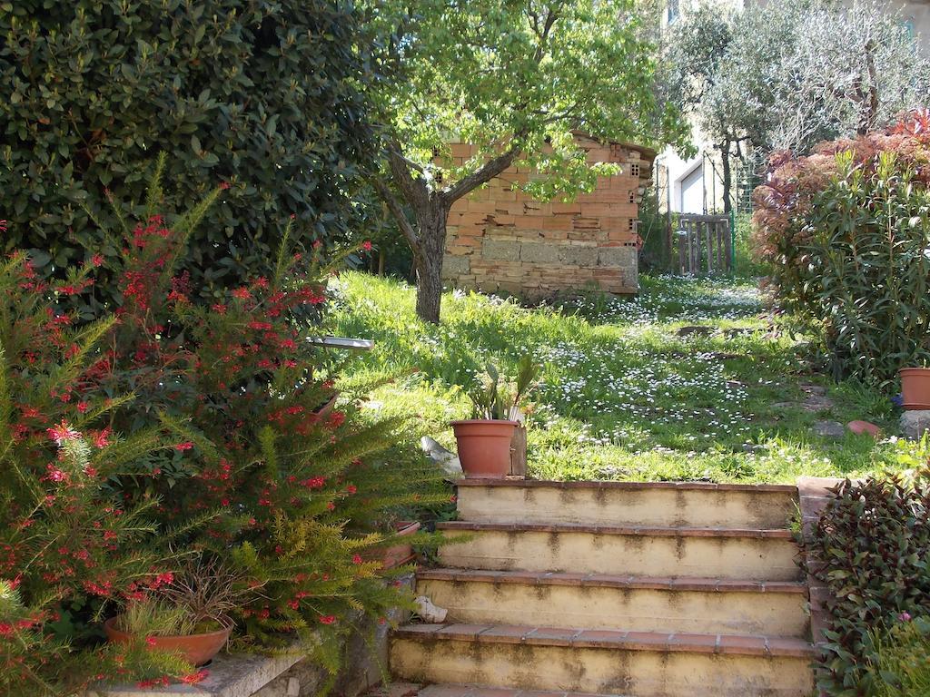 Casa Ricciardi Appartement Chianni Buitenkant foto