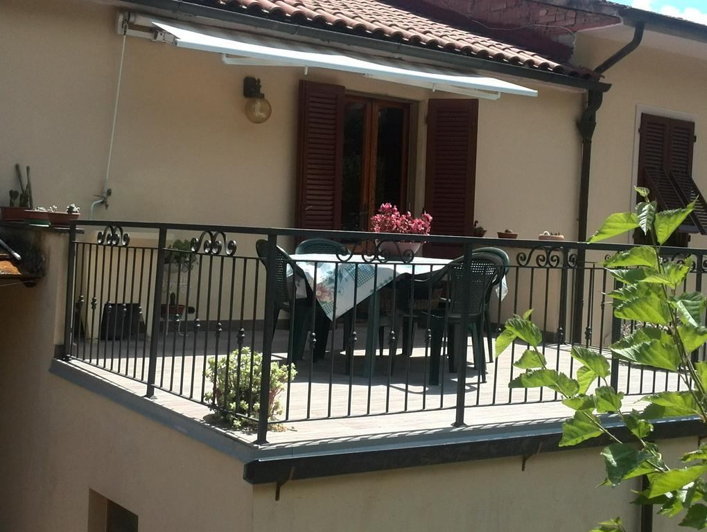 Casa Ricciardi Appartement Chianni Buitenkant foto