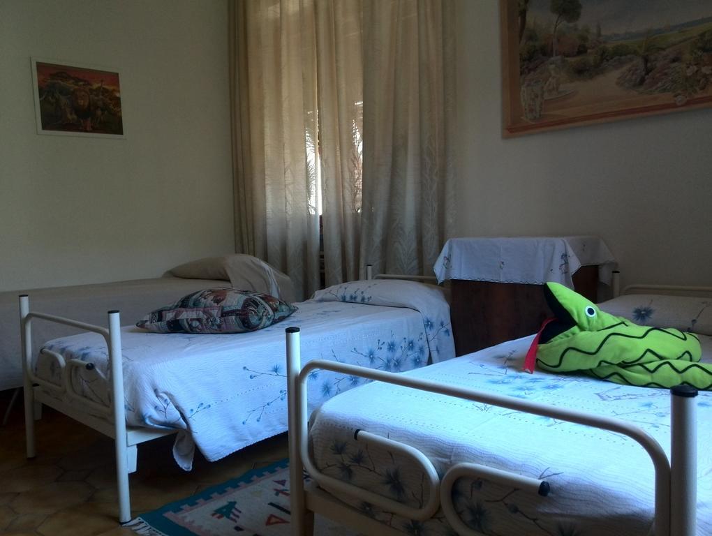 Casa Ricciardi Appartement Chianni Buitenkant foto